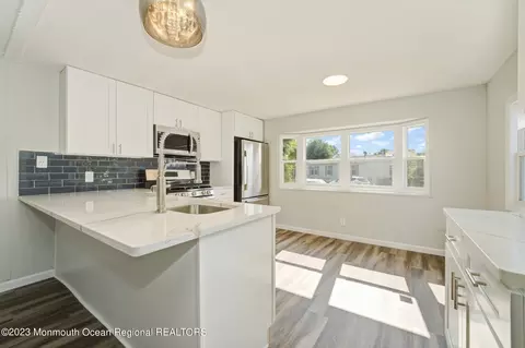 29 Southwind Cir, Jackson, NJ 08527