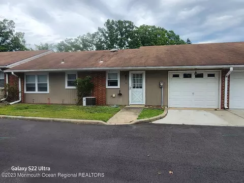 699 Plymouth Dr # b, Lakewood, NJ 08701