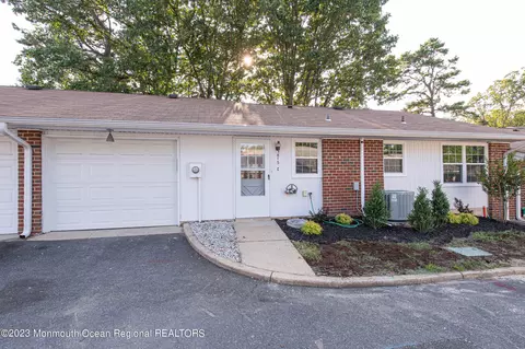 815 Balmoral Ct # c, Lakewood, NJ 08701