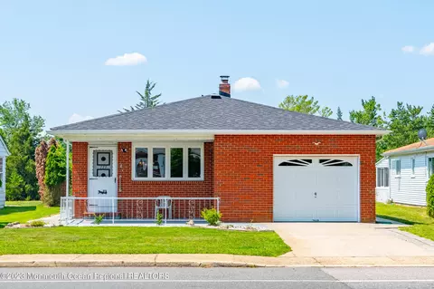 777 Jamaica Blvd, Toms River, NJ 08757