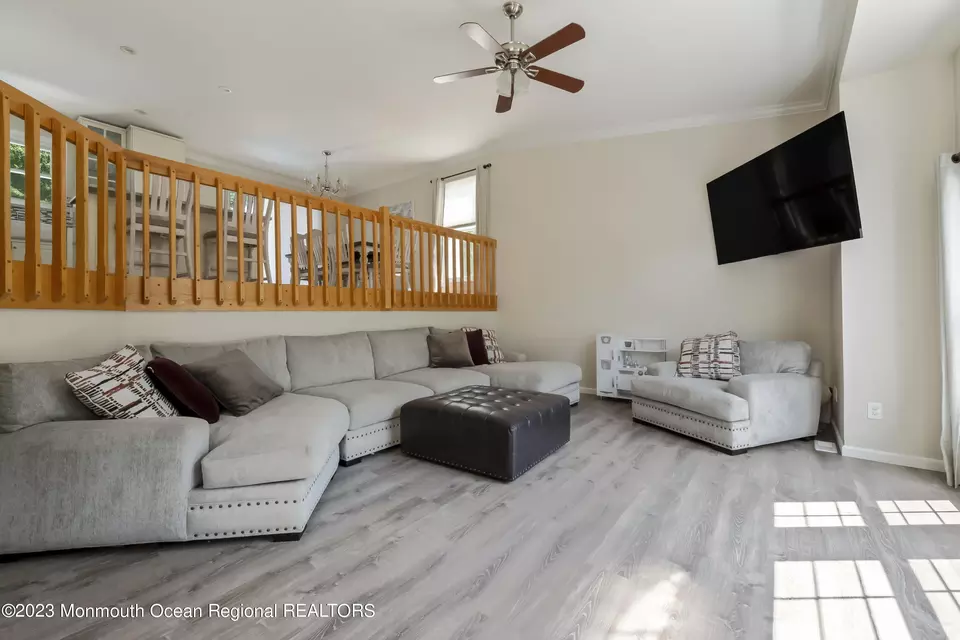  40 Heritage Dr, Howell, NJ 07731 photo 5