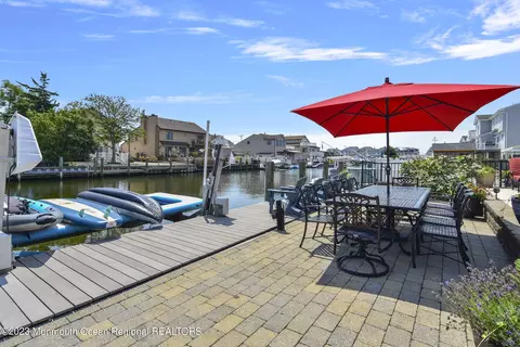 8 Rochester Dr, Brick, NJ 08723 photo 17
