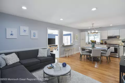 8 Rochester Dr, Brick, NJ 08723 photo 5