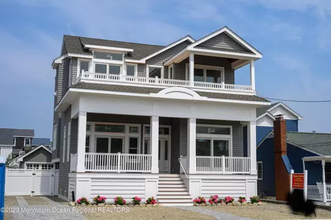 1110 S Beach Ave, Beach Haven, NJ 08008