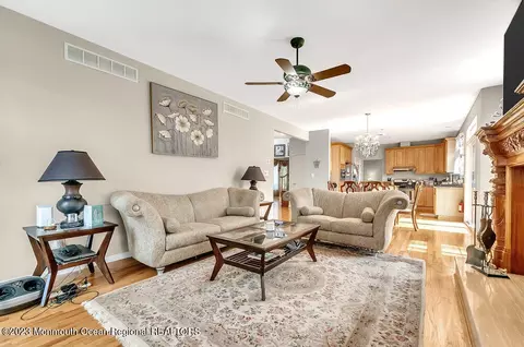 4 Jefferson Dr, Brick, NJ 08724 photo 20