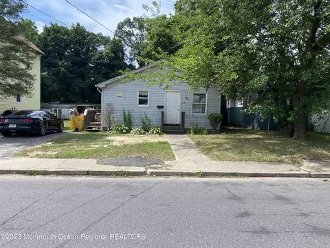268 Laurel Ave, Lakewood, NJ 08701