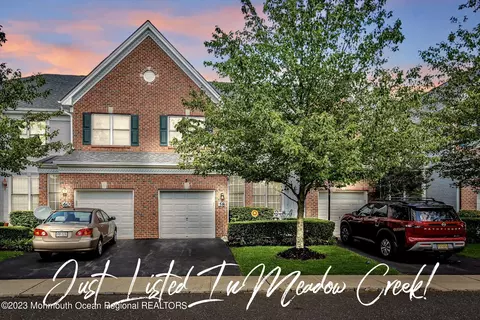 58 Demarest Dr, Manalapan, NJ 07726