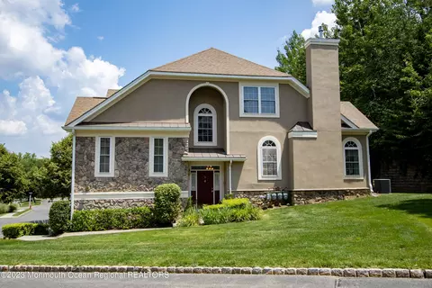 2 Ardsley Ct, Denville, NJ 07834