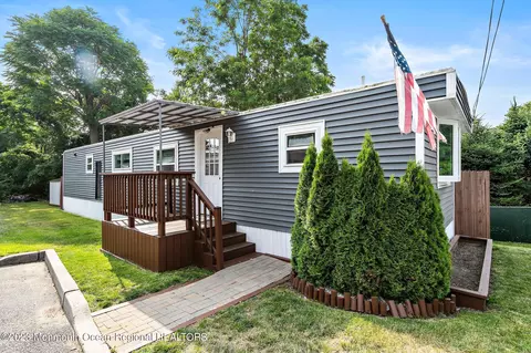 1830 Highway 35 #16, Wall, NJ 07719