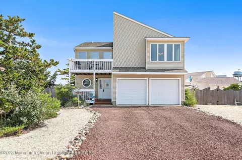 734 Newell Ave, Manahawkin, NJ 08050