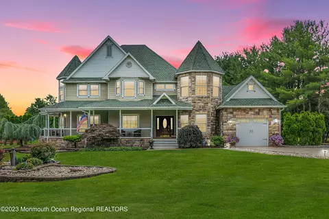 11 Hummingbird Way, Jackson, NJ 08527