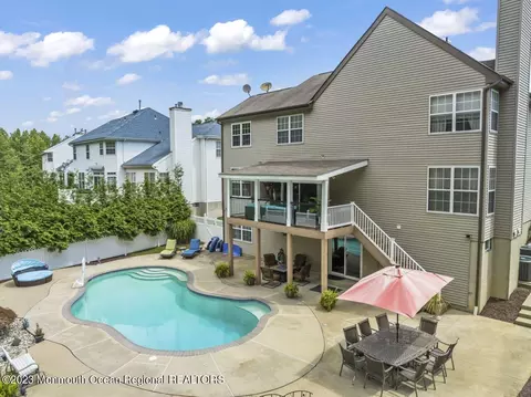 14 Reddington Dr, Matawan, NJ 07747 photo 12