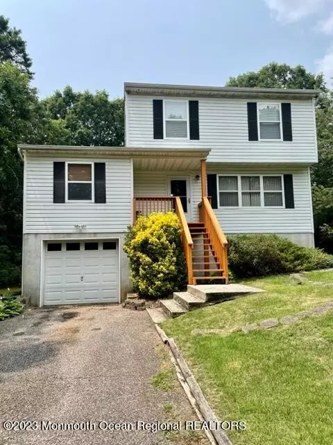 450 Cedar Swamp Rd, Jackson, NJ 08527
