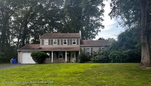 9 Bock Blvd, Howell, NJ 07731