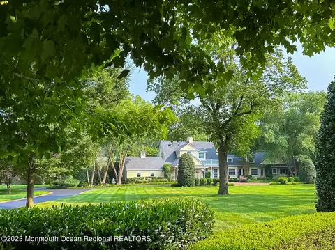 1 Laurel Ln, Rumson, NJ 07760