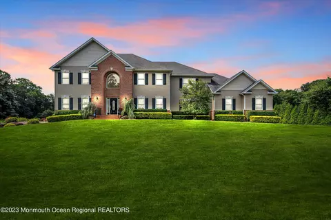 147 Paint Island Spring Rd, Millstone, NJ 08510