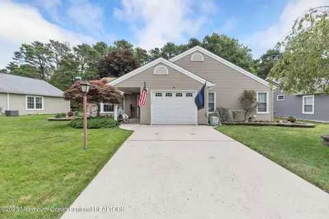 68 Sheffield Dr, Forked River, NJ 08731 photo 2