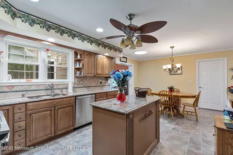 68 Sheffield Dr, Forked River, NJ 08731 photo 15