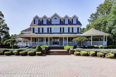 87 Middletown Rd, Holmdel, NJ 07733