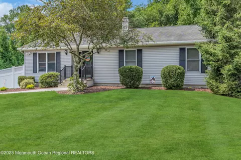 821 Wright Debow Rd, Jackson, NJ 08527 photo 3