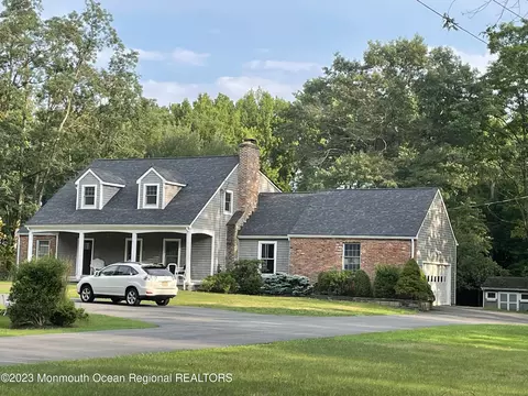 9 Mccampbell Rd, Holmdel, NJ 07733