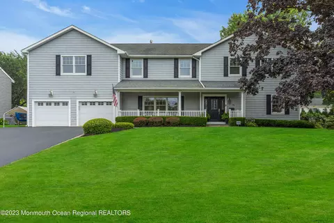70 Sagamore Ave, Oceanport, NJ 07757