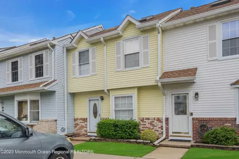 13 Kim Ct #13BLD2, Jackson, NJ 08527