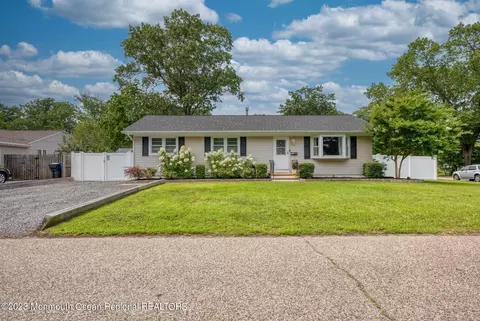 168 John St, Brick, NJ 08724