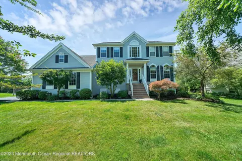 25 Pierce Rd, East Windsor, NJ 08520