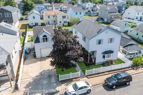 807 8th St, Union Beach, NJ 07735
