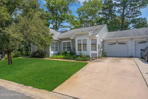 1051 Buckingham Dr # a, Manchester, NJ 08759