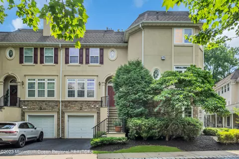 51 W Aspen Way, Matawan, NJ 07747