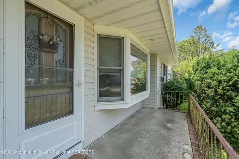 891 Stapleton Ave, Brick, NJ 08723 photo 5