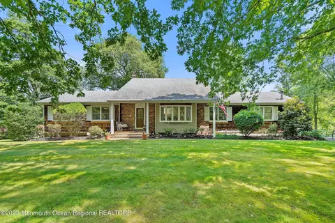 146 Peskin Rd, Howell, NJ 07731
