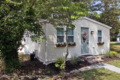 7 Oak St, Waretown, NJ 08758 photo 29