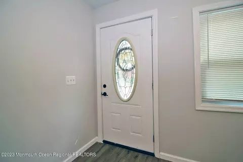 7 Oak St, Waretown, NJ 08758 photo 5