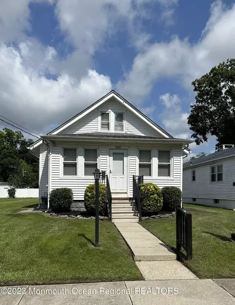 805 2nd St, Northfield, NJ 08225