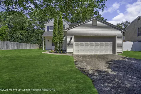 3 Sami Dr, Howell, NJ 07731 photo 6