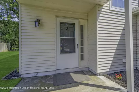 3 Sami Dr, Howell, NJ 07731 photo 8