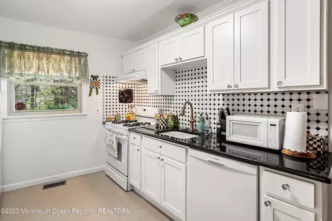 655 Burke Rd, Jackson, NJ 08527 photo 8