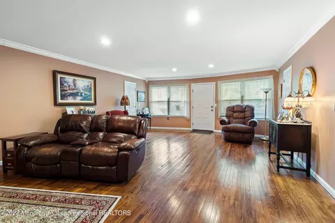655 Burke Rd, Jackson, NJ 08527 photo 4