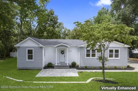 740 First St, Middletown, NJ 07748