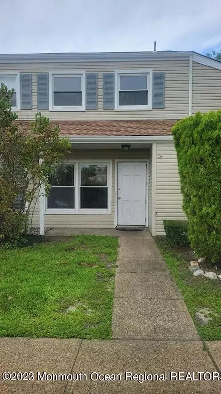 29 Gibraltar Ct, Barnegat, NJ 08005