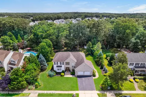 39 Carrie Dr, Howell, NJ 07731