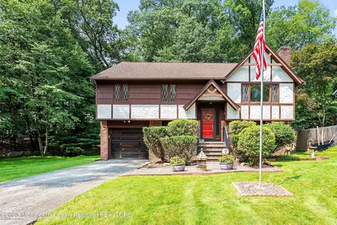 56 Oakland Ave, Rockaway, NJ 07866