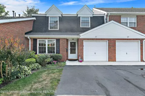 27 Magnolia Dr, Spring Lake Heights, NJ 07762