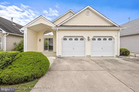 25 Lookout Dr, Manahawkin, NJ 08050