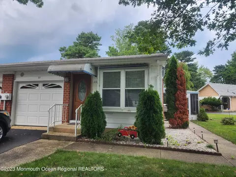 22 Molly Pitcher Blvd #B, Whiting, NJ 08759
