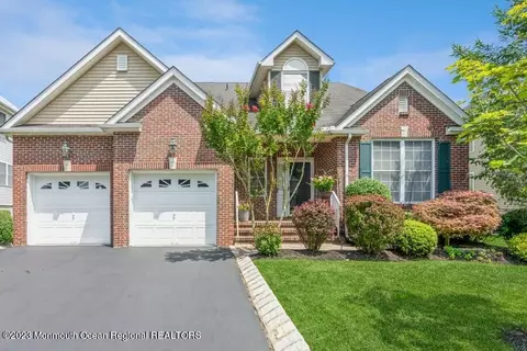 148 Scarborough Way, Marlboro, NJ 07746