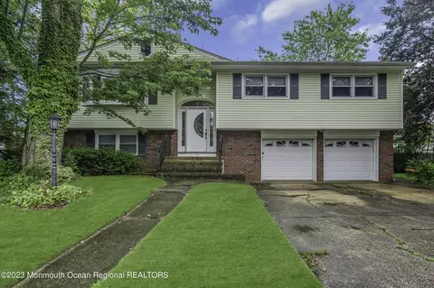 8 S Potter Ave, Manasquan, NJ 08736
